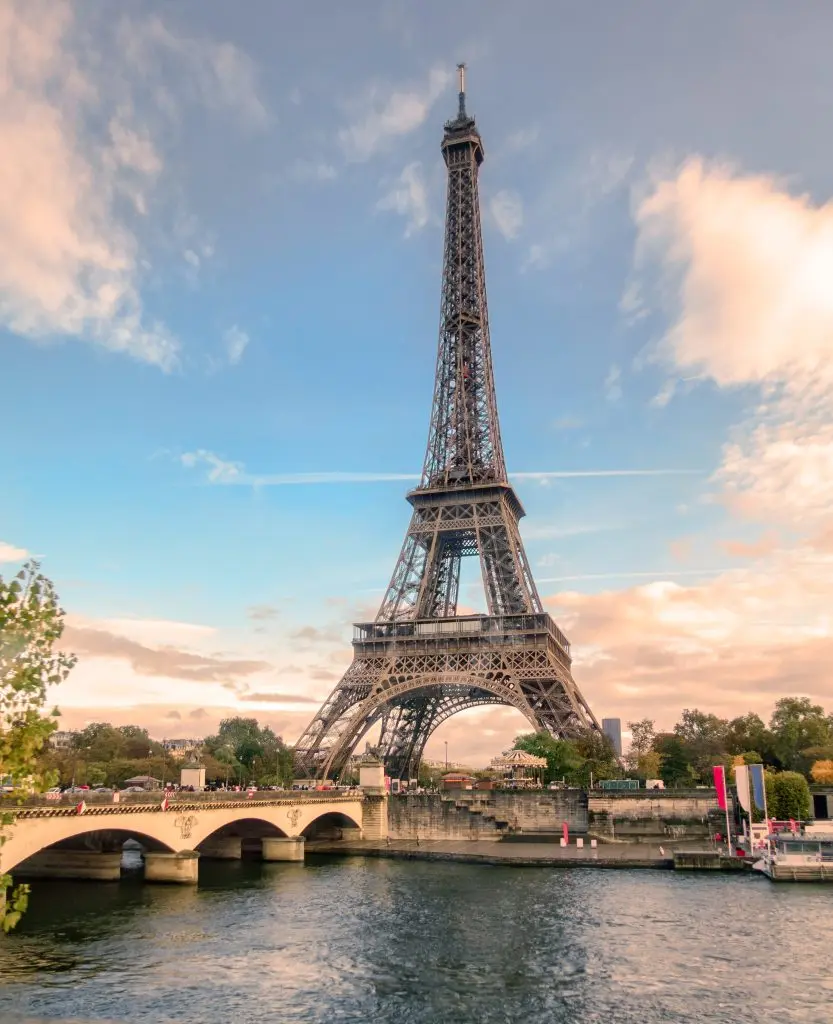 france visit visa from UAE